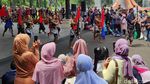 Kemeriahan Parade Budaya Sambut Pengunjung di TMII