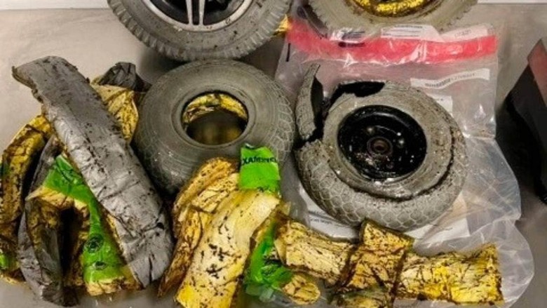 Kokain Disembunyikan di Kursi Roda