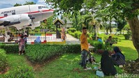 Selama uji coba terbatas, TMII membatasi pengunjung dengan kuota per hari sebanyak 5 ribu orang. 