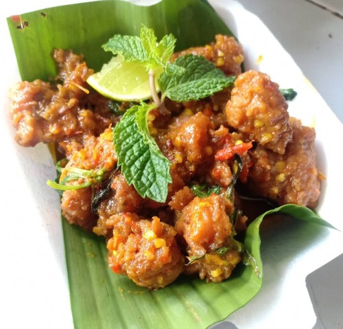 Olahan daging biawak rica-rica, kuliner ekstrem ini ditawarkan di Podjok87, Jalan Tunjung Tutur No. 1 Denpasar, Bali. Foto: IST