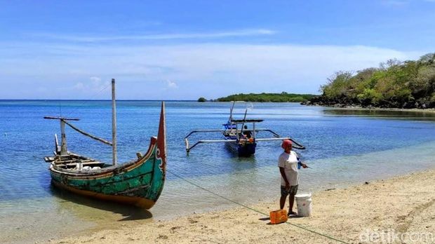 Pantai Si Rondo Situbondo