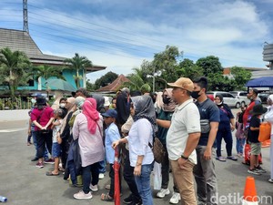 TMII Diserbu Pengunjung saat Libur Akhir Tahun