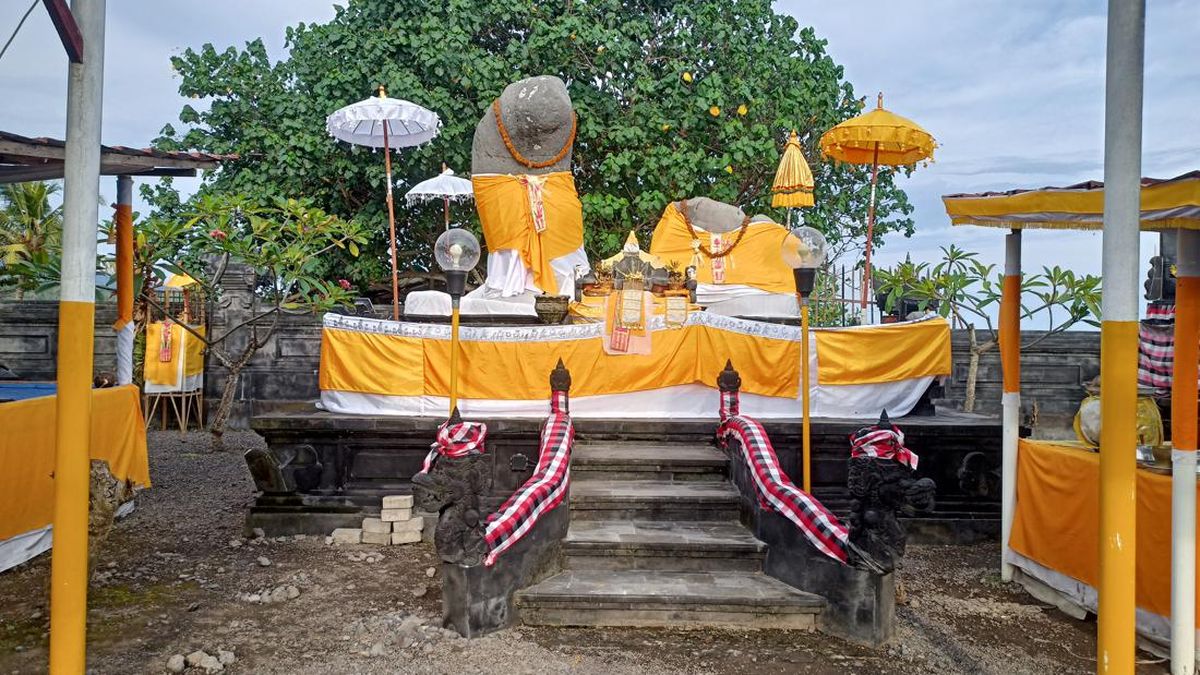 Orqadan jinsiy aloqa, ruscha uslub Penelopa Kruz va Salma Hayek yalangoch