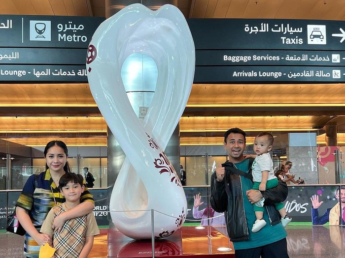Raffi Ahmad dan Keluarga di Qatar