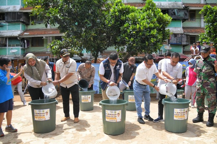 Sandiaga Uno