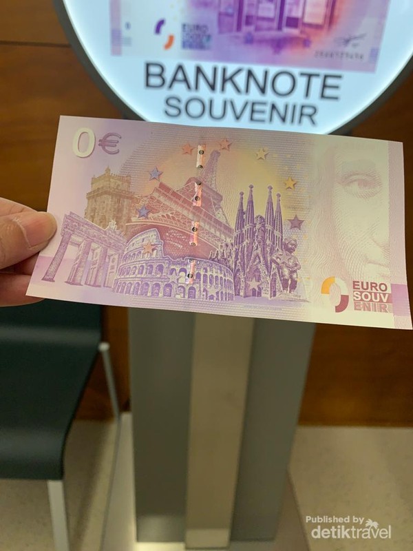 Cetak uang suvenir Nol Euro