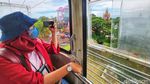 Sensasi Naik Kereta Gantung di TMII Usai Renovasi