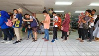 Wahana tersebut masih menjadi favorit pengunjung, terlihat dari antusias kunjungan pada hari pertama TMII dibuka untuk publik pascarevitalisasi. 