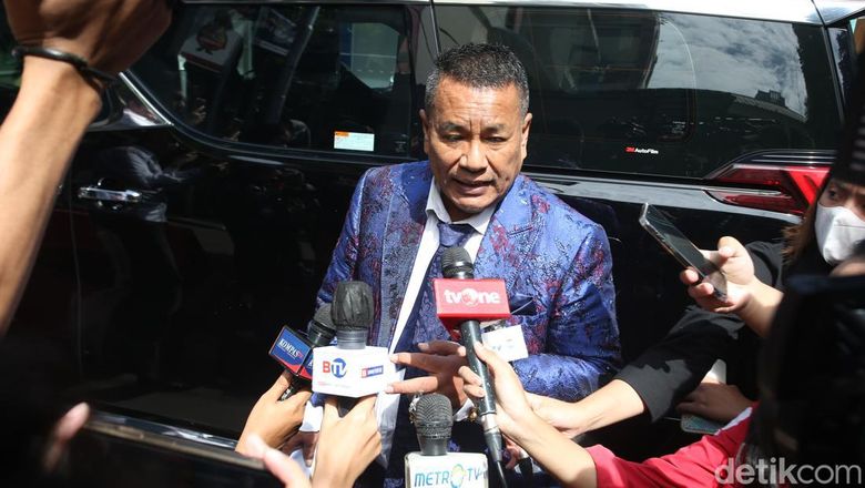 Irjen Teddy Minahasa dan AKBP Doddy Prawiranegara sejatinya bakal dikonfrontir terkait barang bukti sabu 5 kg hari ini. Namun, hal itu batal dilaksanakan, Senin, 21/11/2022.