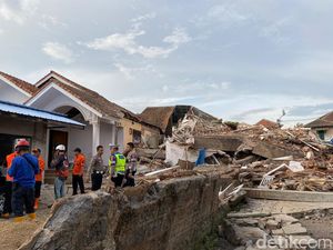 Momen Dramatis 4 Menit Selamatkan Diri dari Gempa Cianjur