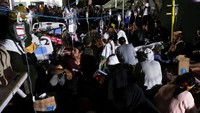 Saat ini luka-luka itu sudah mendapatkan pengobatan tim dokter RSUD Cianjur.