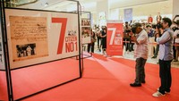 Pameran fotografi 7 Citizen No 1 ini digelar mulai dari tanggal 20 November hingga 3 Desember 2022, dengan menamplikam 157 karya dari 173 karya foto jurnalistik yang sudah dikurasi oleh kurator Oscar Motuloh. 