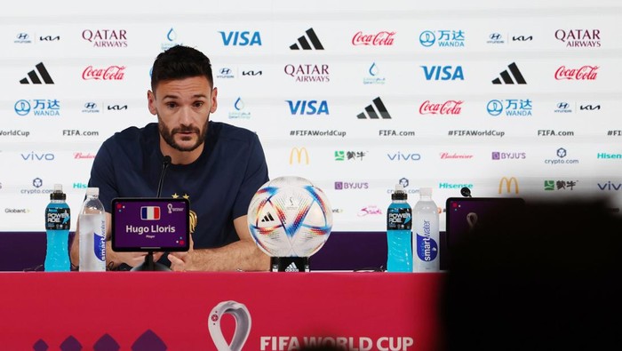 DOHA, QATAR - NOVEMBER 21: Hugo Lloris of France speaks  during the France Press Conference at Main Media Centre on November 21, 2022 in Doha, Qatar. (Photo by Mohamed Farag/Getty Images)