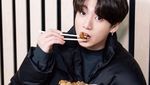 Jungkook BTS Hobi Kulineran, Doyan Makan Mie hingga Pizza