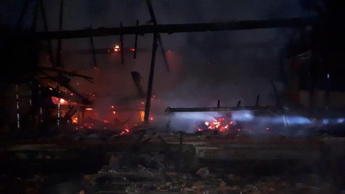 Kebakaran Pura Dalem Getakan Klungkung Senin malam (21/11/2022).