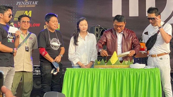 Ketua MPR RI Bambang Soesatyo mengapresiasi dukungan Kepala Staf Kepresidenan (KSP) Jenderal TNI (purn) Moeldoko terhadap penyelenggaraan konser HUT-39 Slank