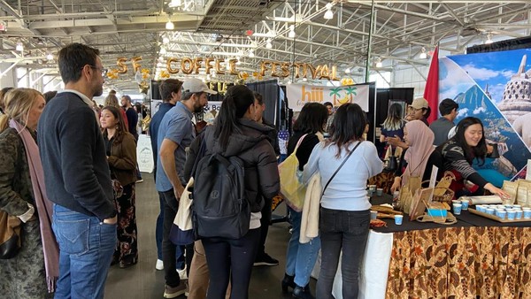 Kopi Indonesia hadir dalam acara pameran kopi level dunia bertajuk San Francisco Coffee Festival yang digelar di San Francisco pada 12-13 November 2022. Pameran ini tercatat dikunjungi sekitar 12.000 orang. (dok. San Francisco)