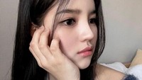 Walaupun banyak yang tidak sepakat dengan kemiripan tersebut, visual Lee Yoo Jung tetap dipuji. Foto: (dok. ist)
