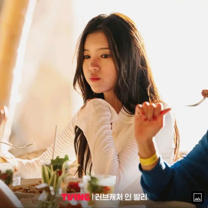 Lee Yoo Jung dari Love Catcher in Bali.