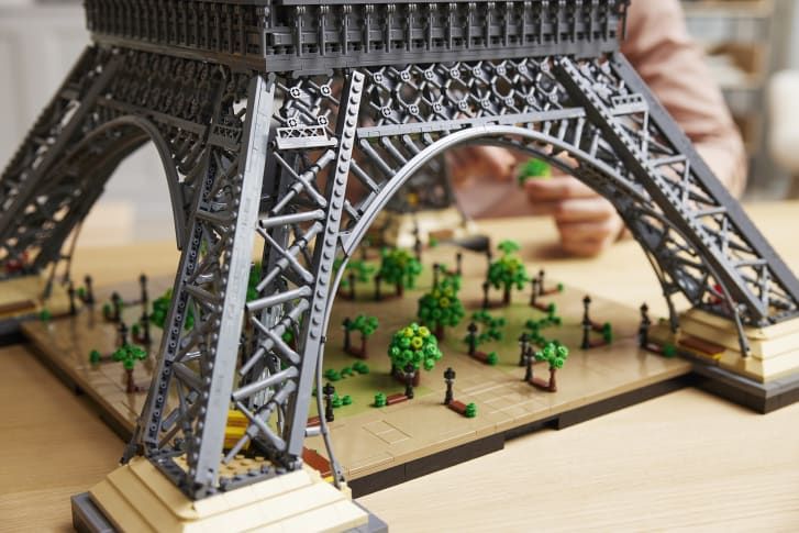 Lego Menara Eiffel
