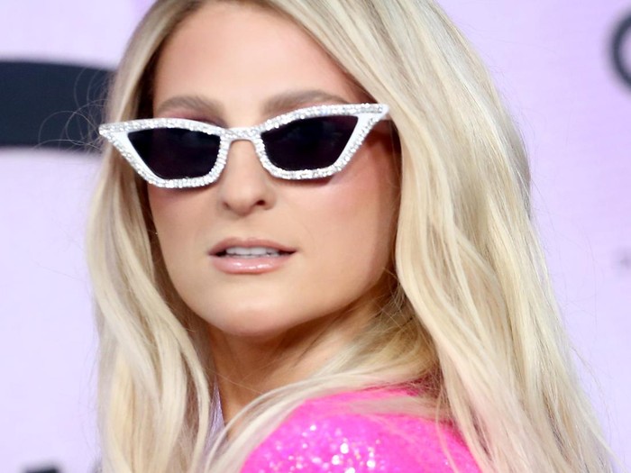 Meghan Trainor LOS ANGELES, CALIFORNIA - NOVEMBER 20: (EDITORIAL USE ONLY) (L-R) Chris Olsen and Meghan Trainor attend the 2022 American Music Awards at Microsoft Theater on November 20, 2022 in Los Angeles, California. (Photo by Tommaso Boddi/WireImage)