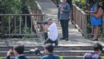 Ragam Gaya Basuki Jadi Fotografer, dari Dalam Mal hingga Ngemper di Jalan