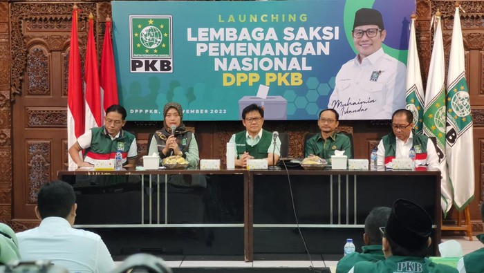 Momen Cak Imin Luncurkan Lembaga Saksi PKB Momen Cak Imin Luncurkan Lembaga Saksi PKB