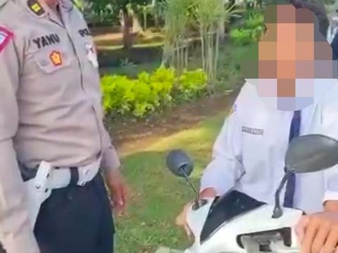 Pelajar SMP Sidoarjo marah-marah