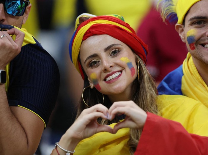 Soccer Football - FIFA World Cup Qatar 2022 - Group A - Qatar v Ecuador - Al Bayt Stadium, Al Khor, Qatar - November 20, 2022  Ecuador fans in the stands before the match REUTERS/Matthew Childs