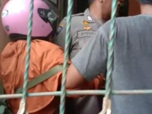 Masuk Rumah Warga, Perempuan di Bima Nyaris Diamuk Massa