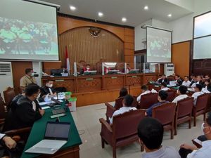 Hakim Cecar Polisi Olah TKP Rumah Sambo: Tertekan Diawasi Mata Elang Ya?