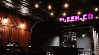 Kafe dekat alun-alun Kudus.