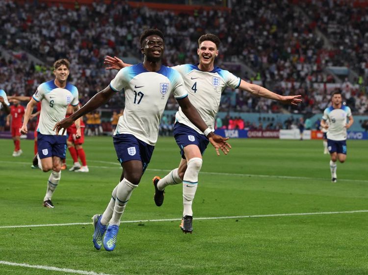 Three Lions Pesta Gol ke Gawang Iran 6-2