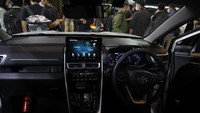 Kini, Kijang Innova Zenix juga telah dilengkapi dengan fitur keselamatan lengkap dan canggih. Model Q HV memiliki 6 SRS airbag yang terdiri dari dua airbag di depan, airbag samping dan airbag tirai. Sementara tipe di bawah Q HV memiliki dual airbag.