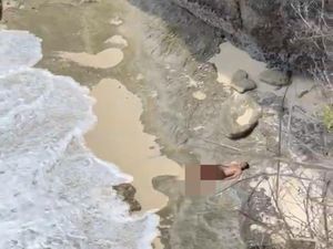 Turis Asal Tomohon Jatuh dari Tebing Broken Beach Saat Difoto