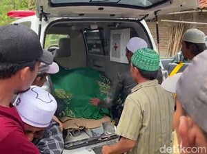 Sesal Kades Brebes, 3 Jasad-4 Korban Luka Gempa Cianjur Diangkut 1 Ambulans
