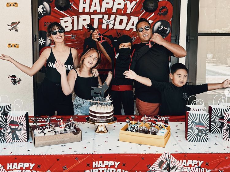 Ardi Bakrie Lengket dengan Keluarga, Ini Momen Manis Saat Makan Bareng