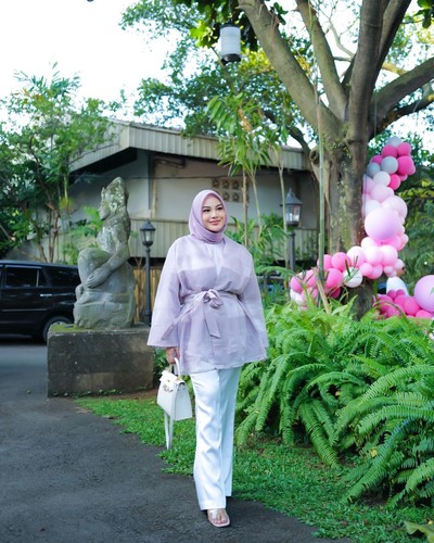 Aurel Hermansyah Kenang Momen Melahirkan Ameena Aurel Hermansyah Kenang Momen Melahirkan Ameena