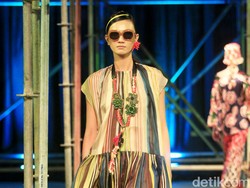 10 Koleksi Busana Terbaru Studio 133 Biyan, Penuh Warna dan Tabrak Motif