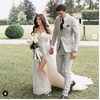 Fern Hawkins disebut sudah berpacaran dengan Harry Maguire sejak mereka berusia 18 tahun. Keduanya bertunangan pada 2018 dan menggelar pernikahan pada 25 Juni 2022.  Foto: Instagram _fernmaguire