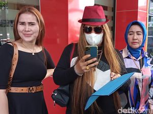 Laporkan Nikita Mirzani, Indra Tarigan Serahkan Bukti Tambahan ke Polisi