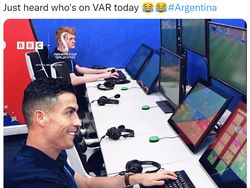 Argentina Dilumat Saudi, Messi Diolok-olok