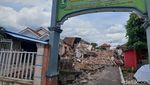 Potret Reruntuhan Rumah hingga Pesantren Imbas Gempa Cianjur