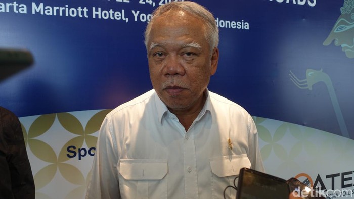 Menteri PUPR Basuki Hadimuljono saat ditemui wartawan di Hotel Marriott, Sleman, Selasa (22/11/2022).