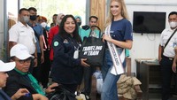 Saat di Stasiun Tulungagung, rombongan disambut oleh manajemen PT Kereta Api Indonesia (Persero) yaitu Deputy VP Daop 7 Madiun Irene Margareth Konstantine.