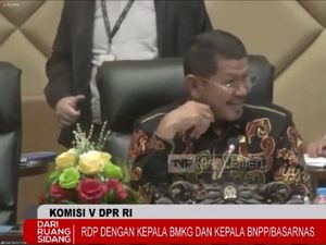 Tawa Anggota DPR Saat Gempa di Tengah Rapat Jadi Sorotan