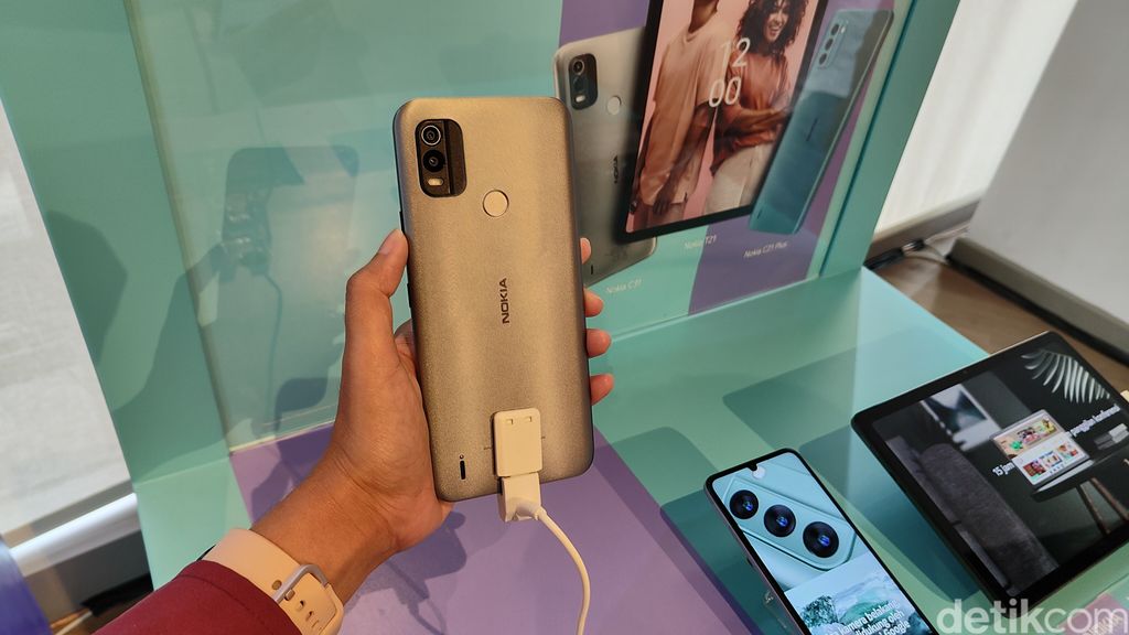 Nokia C21 Plus
