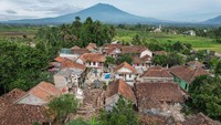 Menurut data dari BPBD Kabupaten Cianjur mencatat, hingga pukul 21.30 sebanyak 162 orang meninggal dunia, 326 warga luka-luka dan 13.784 warga mengungsi.