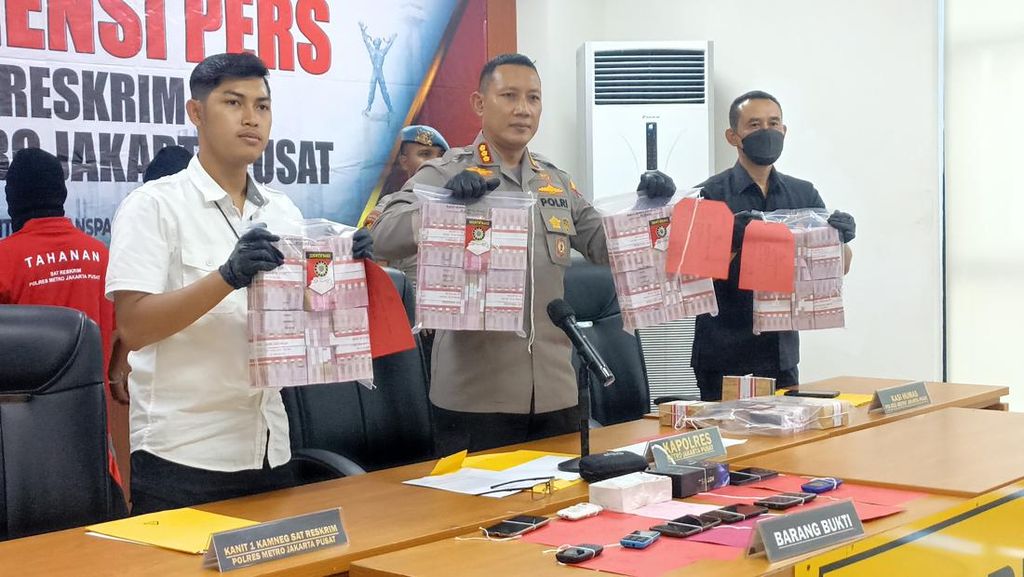 Polisi Bongkar Penipuan Kedok Uang Palsu di Jakpus, 2 Orang Ditangkap