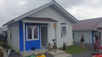 Semua isu tersebut sangat mempengaruhi rantai pasok penyediaan perumahan, baik dari sisi supply maupun sisi demand yang meliputi penyiapan tanah matang, tahapan perizinan, ketersediaan bahan bangunan yang berkualitas, margin yang memadai dalam pembangunan perumahan. Kami juga mendorong ketersediaan pasokan dan kemudahan akses pembiayaan primer, ketepatan kelompok sasaran pada saat penghunian dan ketersediaan jangka panjang untuk pembiayaan sekunder perumahan, katanya.